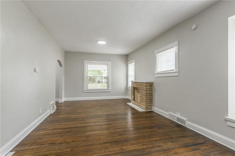 2630 Askew Ave, Kansas City, MO 64127