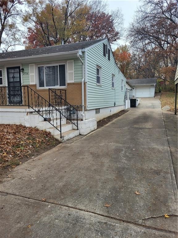 2716 Appleton Ave, Independence, MO 64052