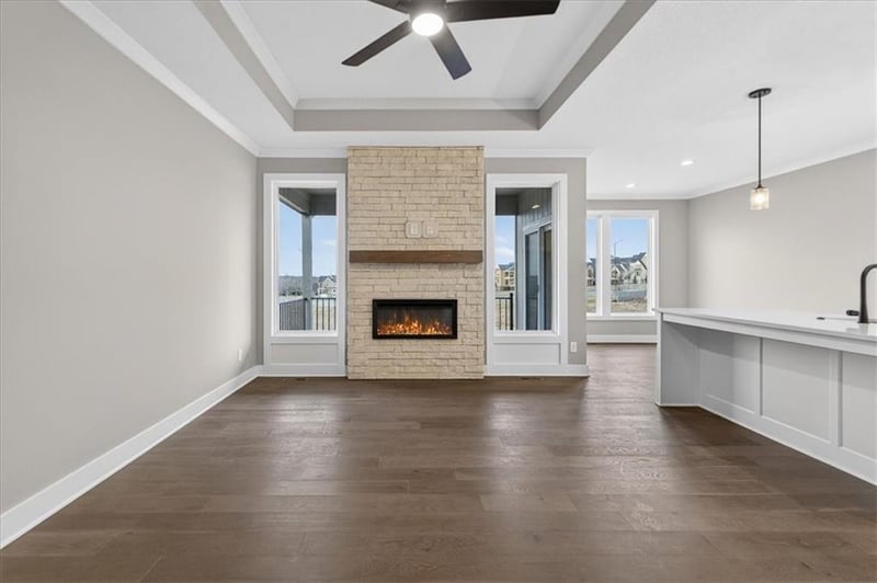 9468 Shady Bend Rd, Lenexa, KS 66227