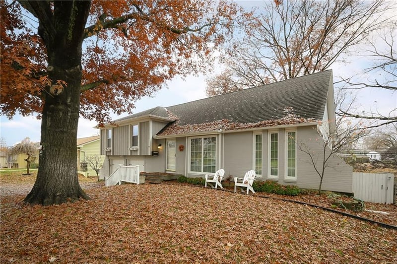 10128 Nall Ave, Overland Park, KS 66207