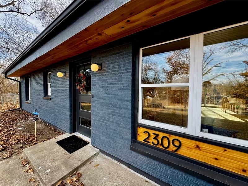 2309 77th St, Kansas City, MO 64132
