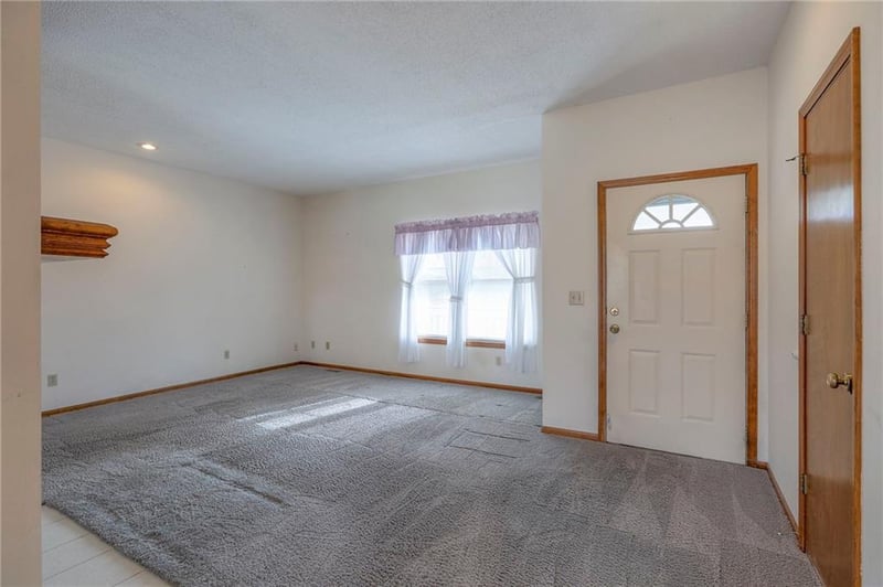 10600 51st St, Kansas City, MO 64133