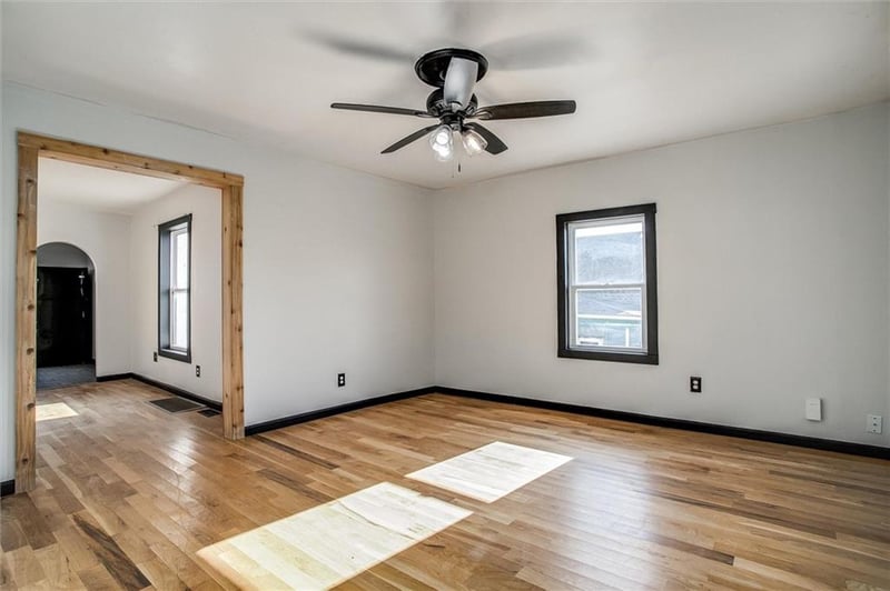 287 Coy St, Kansas City, KS 66101