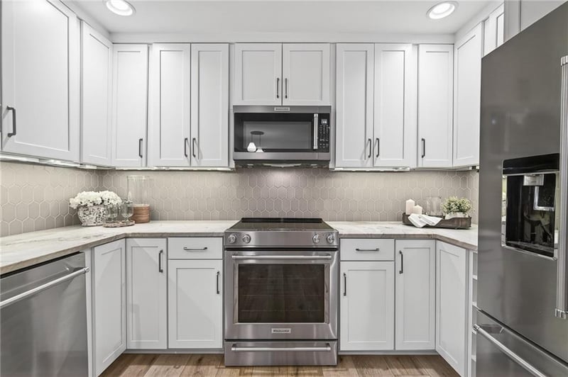 11722 W 101 Ter, Overland Park, KS 66214