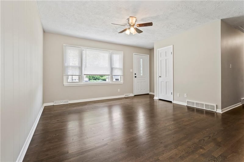 4537 56th St, Kansas City, MO 64119