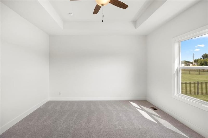 18625 Reinhardt St, Overland Park, KS 66085