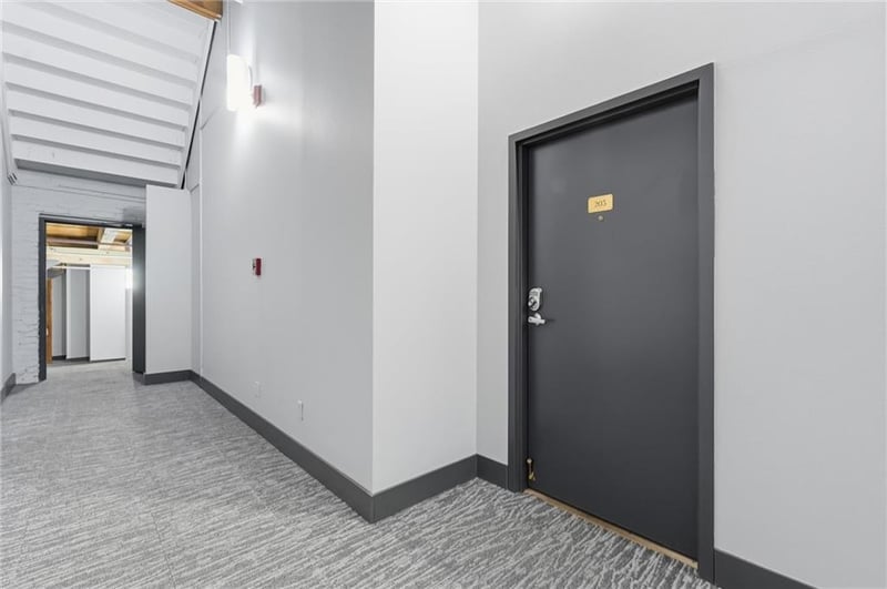 306 7 St #203, Kansas City, MO 64105