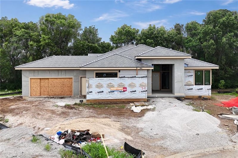 13721 Guilford Rd, Leawood, KS 66224