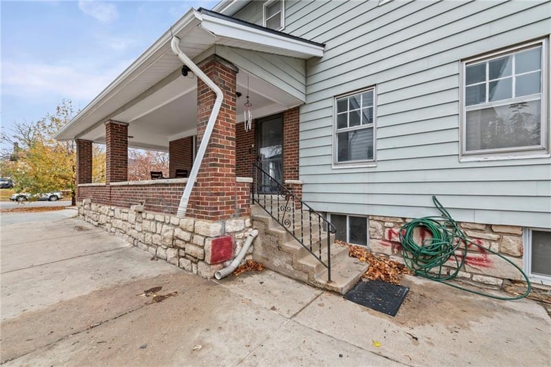 309 N Van Brunt Blvd, Kansas City, MO 64123