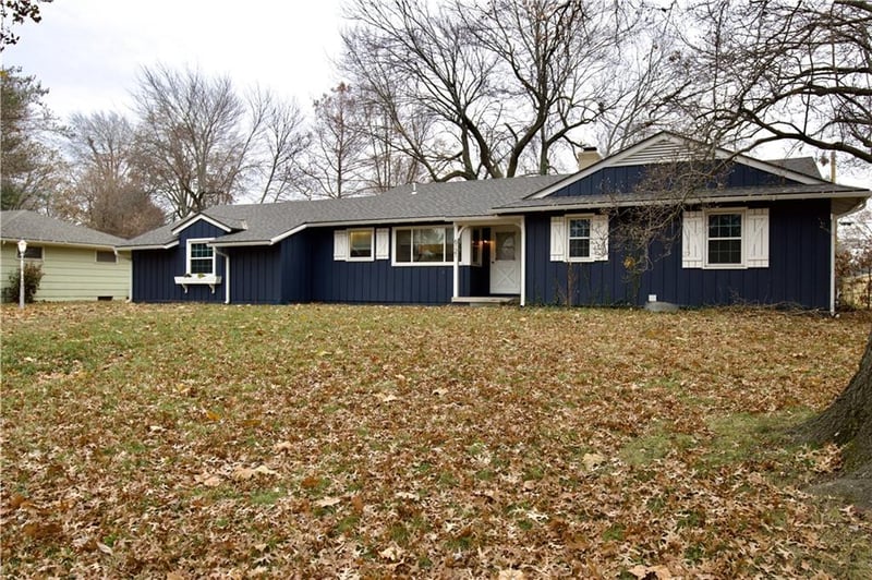 6121 Hunter St, Raytown, MO 64133