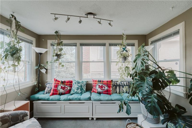 2421 Everett Ave, Kansas City, KS 66102