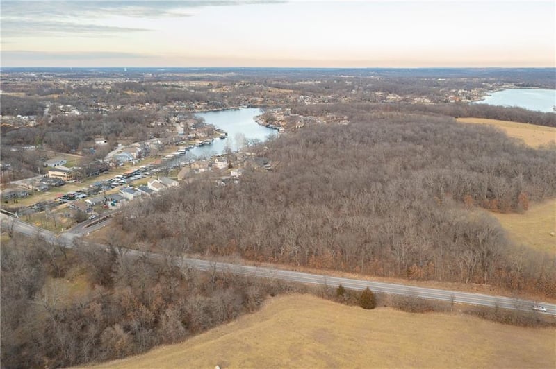 0000 S St, Lake Lotawana, MO 64086