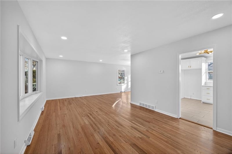 10223 Dearborn Dr, Overland Park, KS 66207