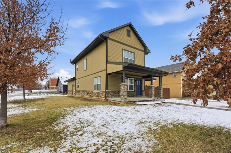 2116 Garfield Ave, Kansas City, MO 64127