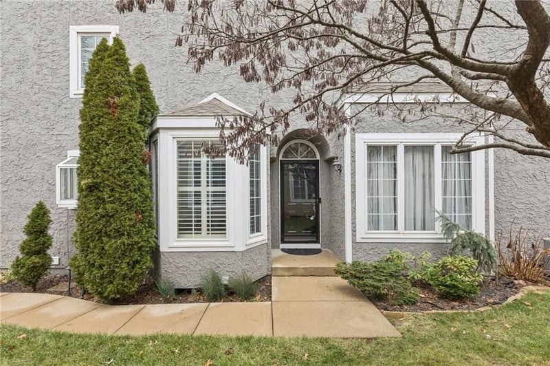 6712 W 126th Ct, Overland Park, KS 66209