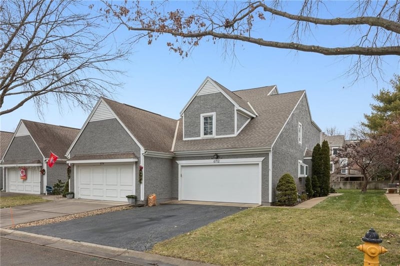 6712 W 126th Ct, Overland Park, KS 66209