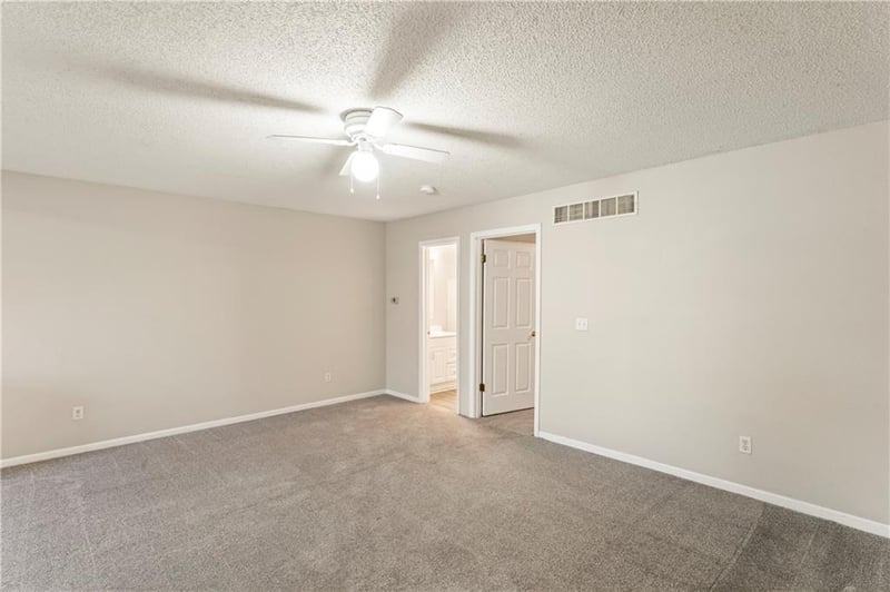 5619-5625 N Northwod Ter, Kansas City, MO 64151