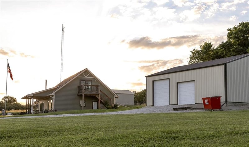 1193 23 Hw, Windsor, MO 65360