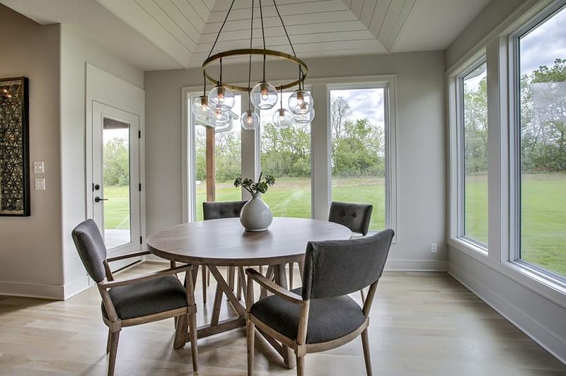 17025 Parkhill St, Overland Park, KS 66221