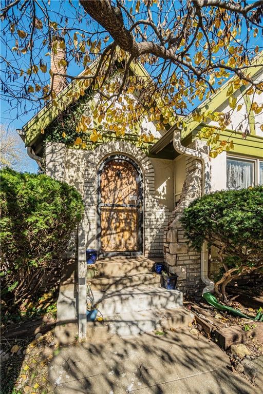 408 70th Ter, Kansas City, MO 64131