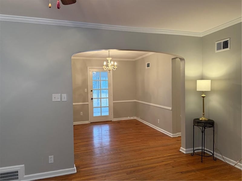 1403 27th Ter, Independence, MO 64052