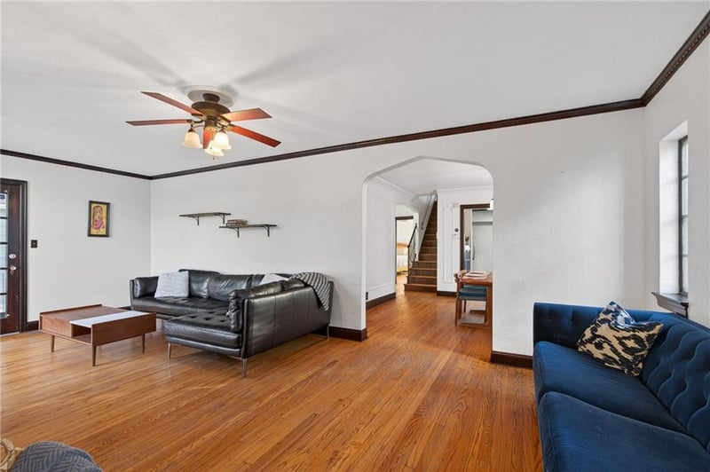 7404 Walnut St, Kansas City, MO 64114