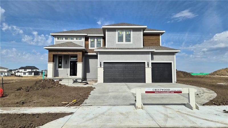 13304 179th St, Overland Park, KS 66013