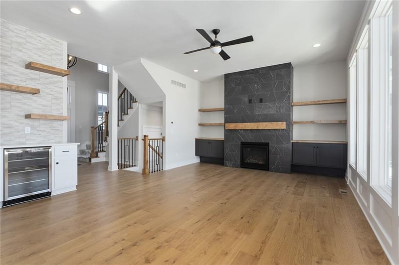 13304 179th St, Overland Park, KS 66013