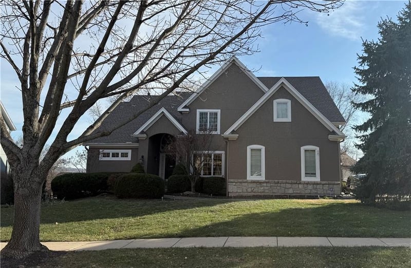 14421 Norwood St, Leawood, KS 66224