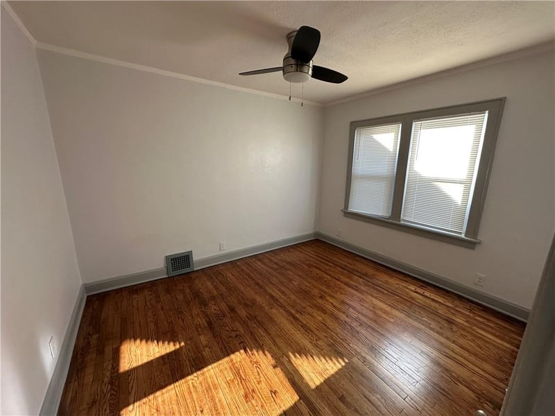 5414 Brooklyn Ave, Kansas City, MO 64130