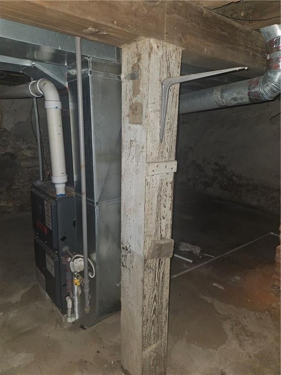 1605 37th St, Kansas City, MO 64109