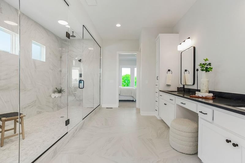 17404 Bluejacket St, Overland Park, KS 66221