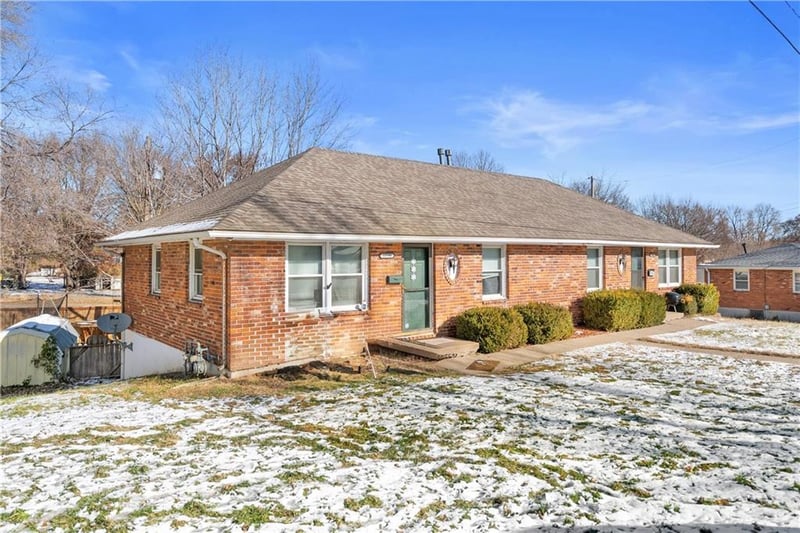 13598 39th & 13600 Ct, Independence, MO 64055