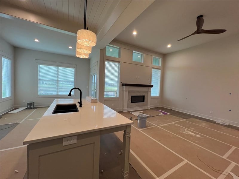 16928 Brentwood St, Olathe, KS 66062