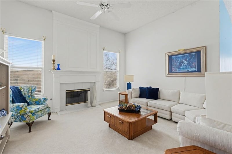 9205 Campbell Ct, Kansas City, MO 64155