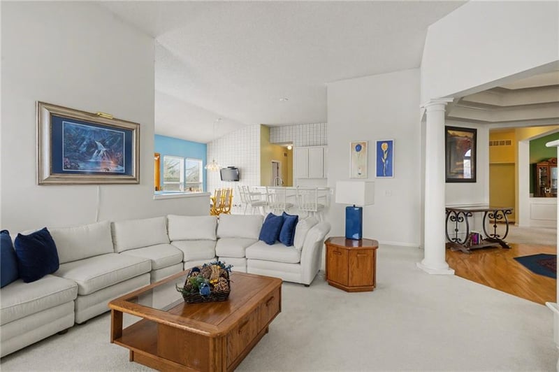 9205 Campbell Ct, Kansas City, MO 64155