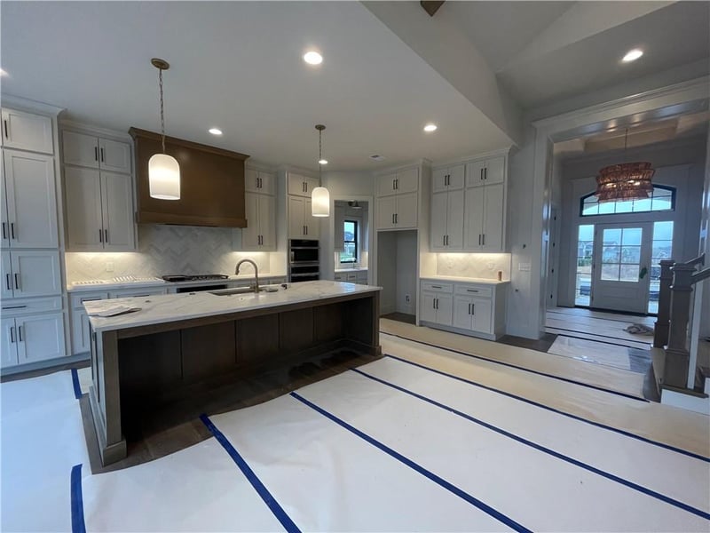 16928 Rosehill St, Overland Park, KS 66221