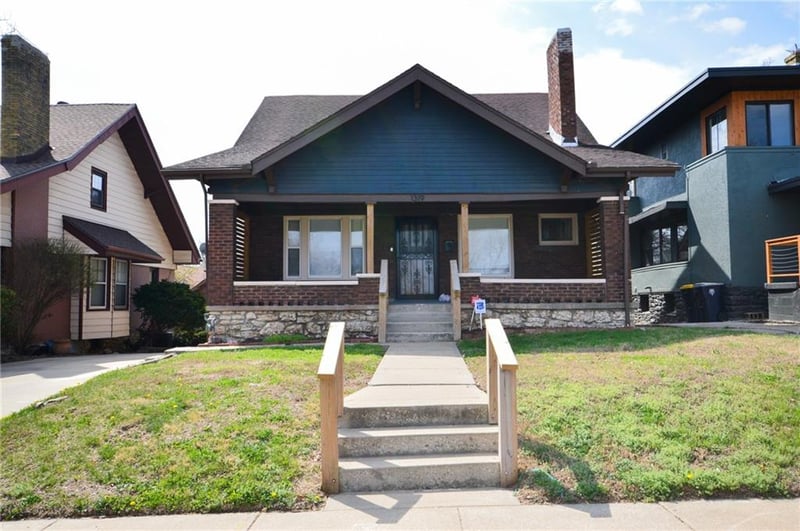 1319 E 28th St, Kansas City, MO 64109