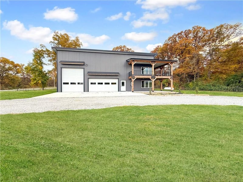 21232 Mount Moriah Rd, Higginsville, MO 64037