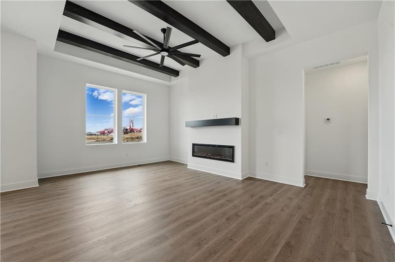 1607 105th Ter, Kansas City, MO 64155