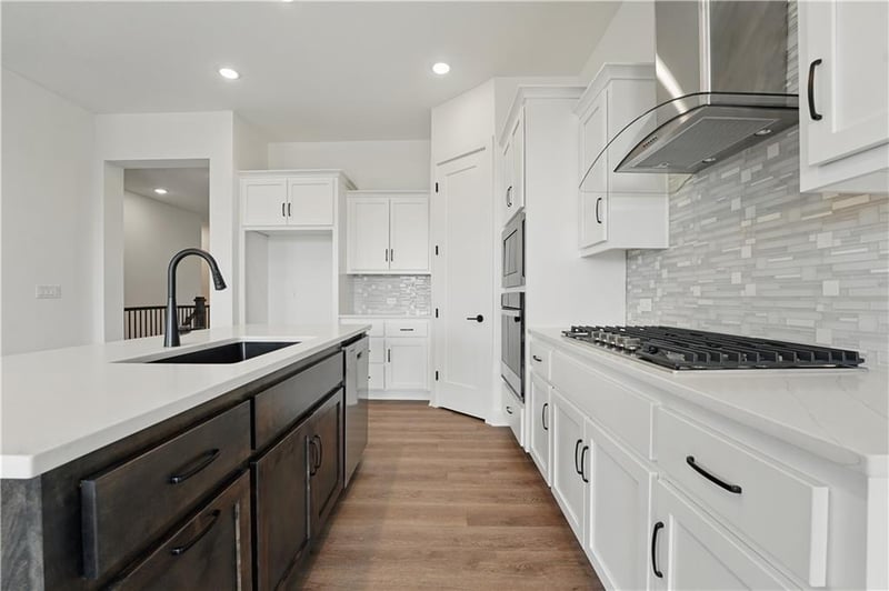 1607 105th Ter, Kansas City, MO 64155