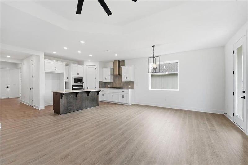 1701 105th Ter, Kansas City, MO 64155