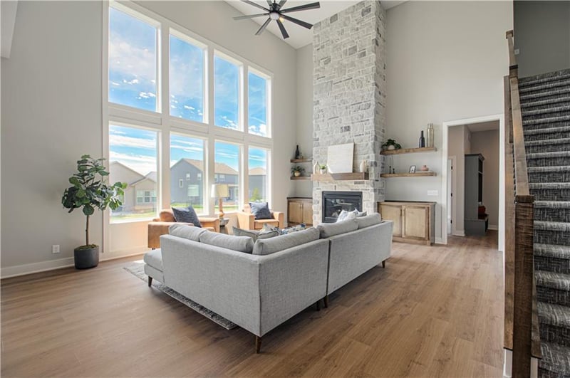 1605 Arbor Park Dr, Lee's Summit, MO 64082