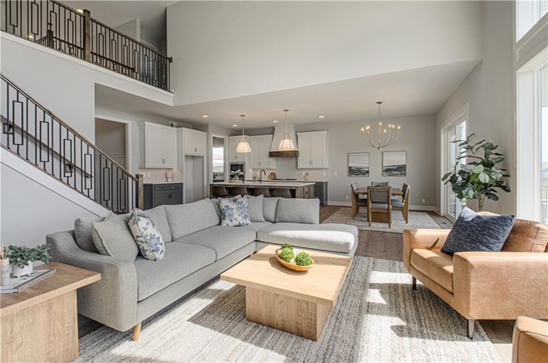 1605 Arbor Park Dr, Lee's Summit, MO 64082