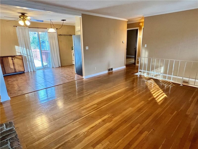 7714 James A Reed Rd, Kansas City, MO 64138