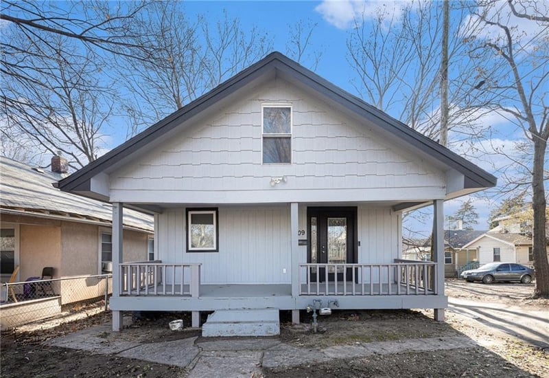 5809 16th Ter, Kansas City, MO 64126