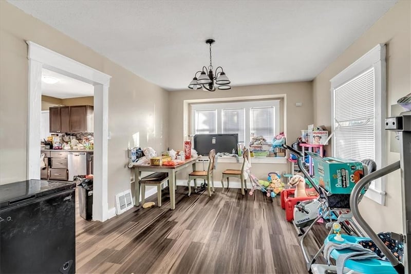 3021 21st St, Kansas City, KS 66104