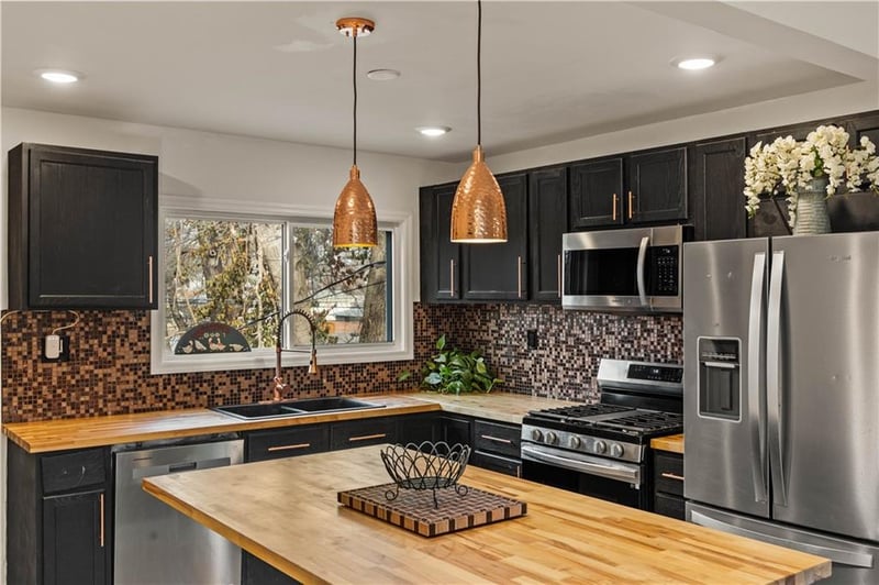 3712 Farrow Ave, Kansas City, KS 66104