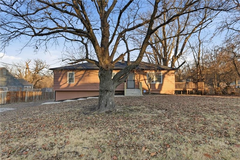 7867 James A Reed Rd, Kansas City, MO 64138