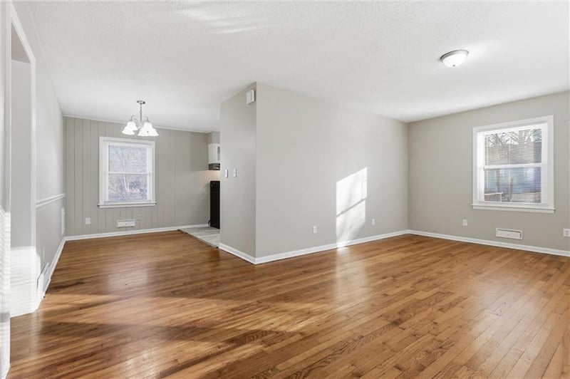 7867 James A Reed Rd, Kansas City, MO 64138